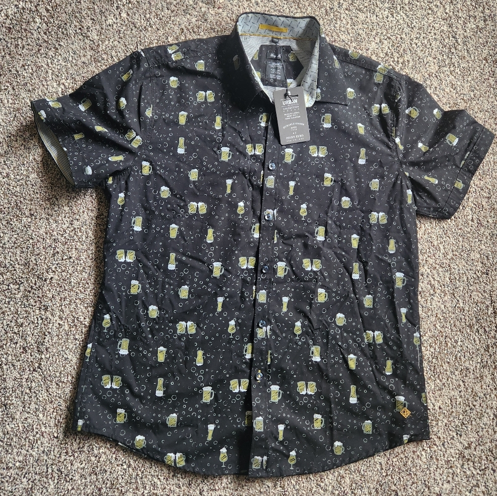 Urban Collection Men's Graphic Button Down NWT Size m